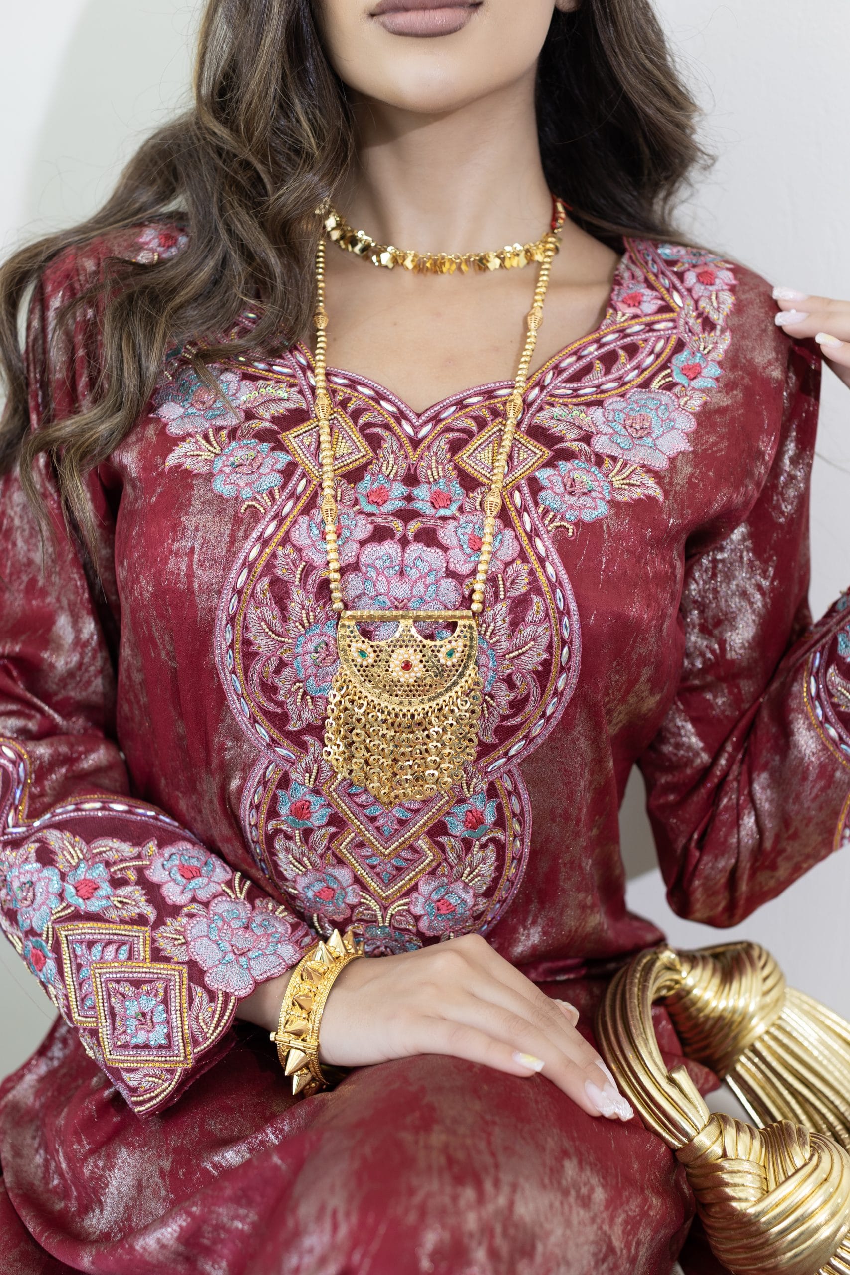 مخور الحُسن